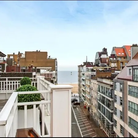 Stunning Luxury Duplex In The Heart Of Knokke Ref J00705