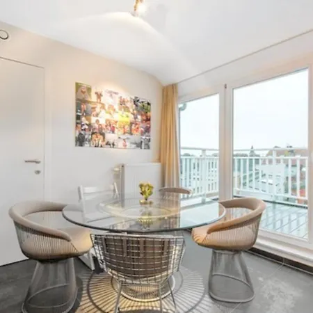 Stunning Luxury Duplex In The Heart Of Knokke Ref J00705 Appartement Knokke-Heist